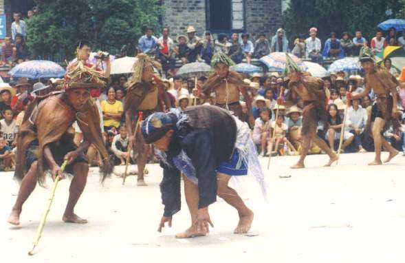 Maogusi dancers